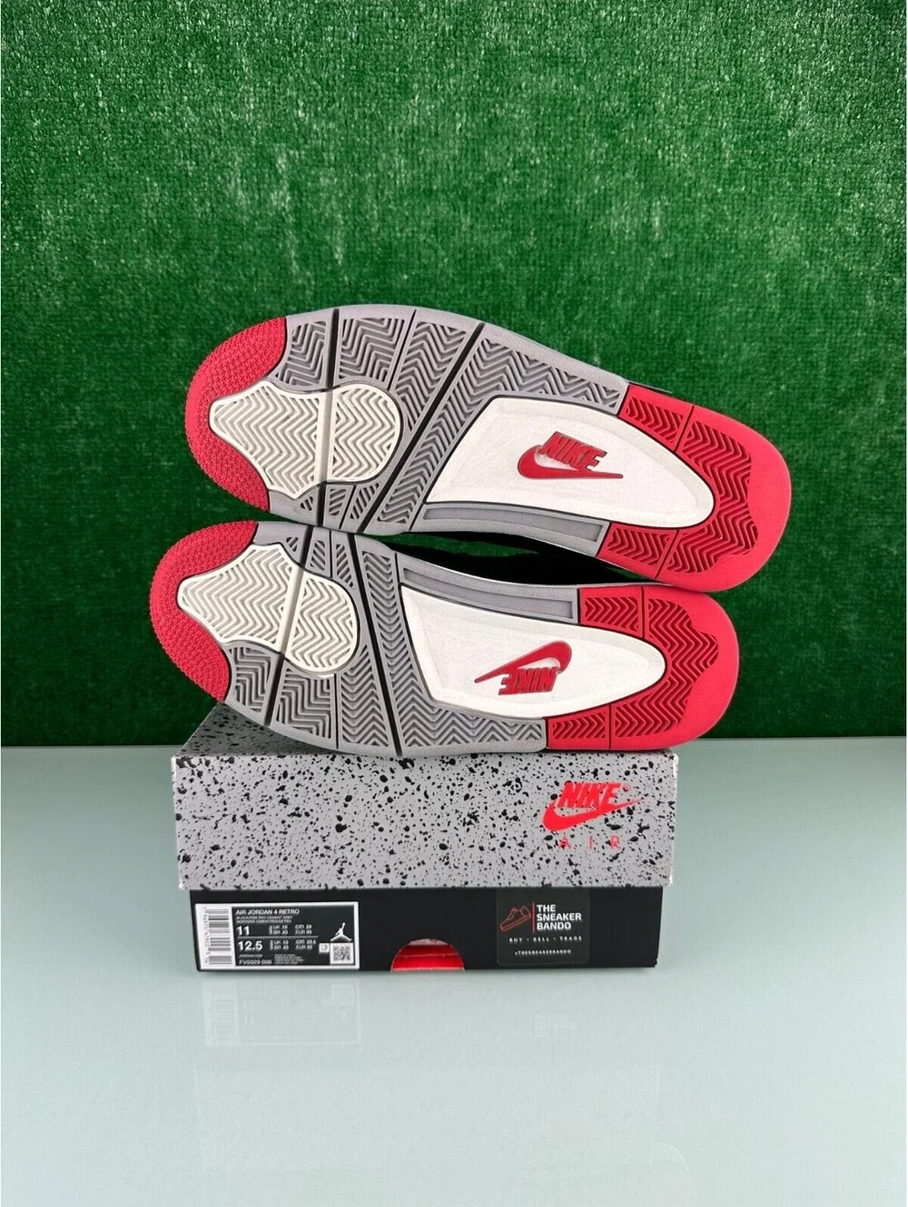 Size 11 - Air Jordan 4 Retro Bred Reimagined (CLEAN!)